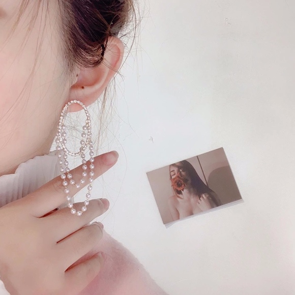 Oval Hoop Pearl Strands Drop Rhinestone Earrings - Picture 5 of 11